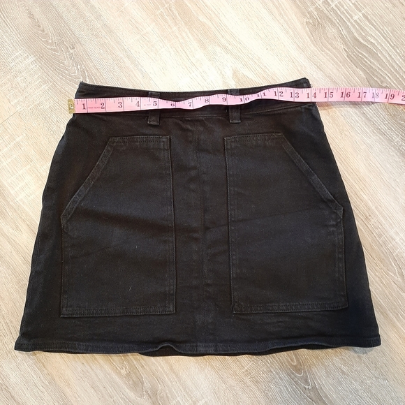 ARITIZIA WILFRED FREE Black A-line Denim Mini Skirt, Size 6 - Picture 3 of 10